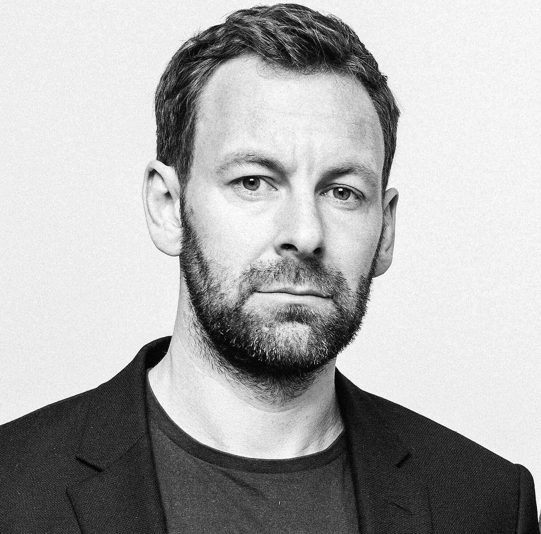 Dr. Lasse Landt